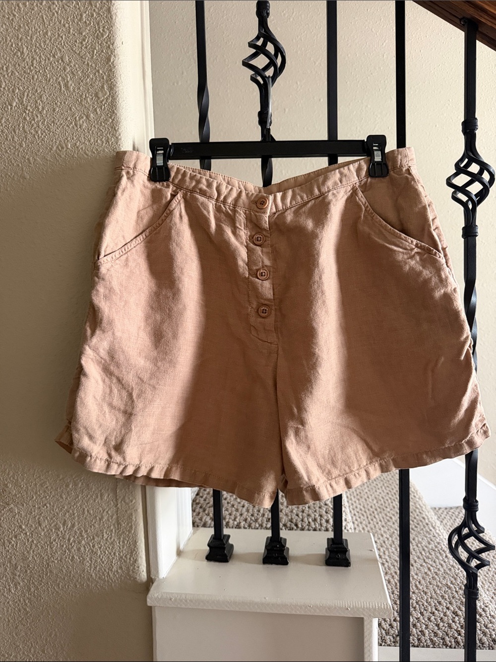 Wrap London Sz L Light Brown Button-Front Shorts